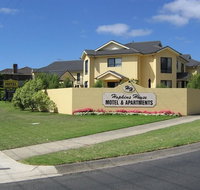 Hopkins House Motel  Apartments - ACT Tourism