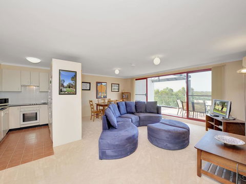 Horizons Drive, Horizons Golf Resort, Unit 56 Augusta - ACT Tourism 0