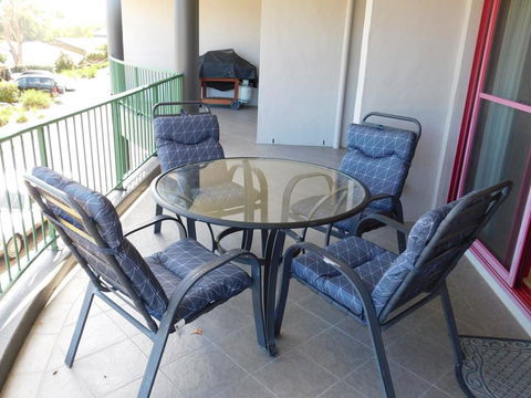 Horizons Golf Club, Unit 17, Horizons Drive - ACT Tourism 1