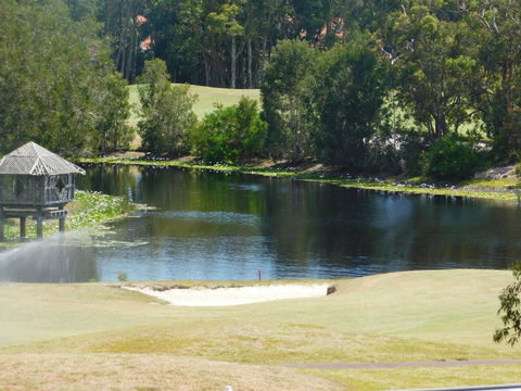 Horizons Golf Club, Unit 17, Horizons Drive - ACT Tourism 0