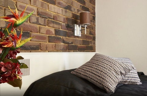 Hornsby Inn - ACT Tourism 1