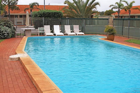 Hospitality Geraldton, SureStay By Best Western - ACT Tourism 0