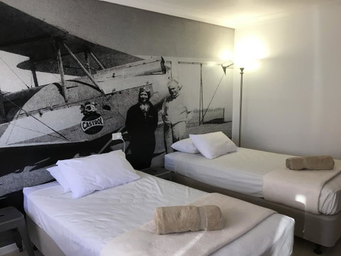Hotel Corones - ACT Tourism 0