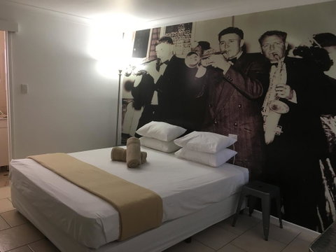 Hotel Corones - ACT Tourism 1
