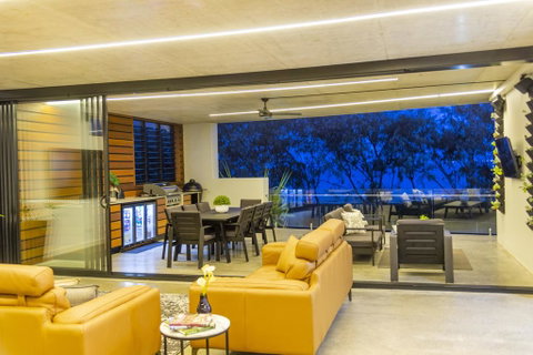 IVY Villas - ACT Tourism 1