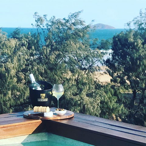 IVY Villas - ACT Tourism 3