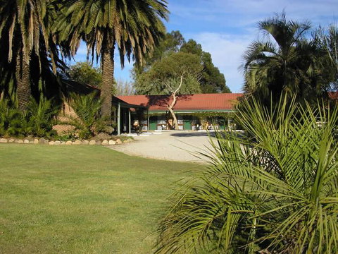 Jolly Swagman Motor Inn Holbrook - ACT Tourism 0