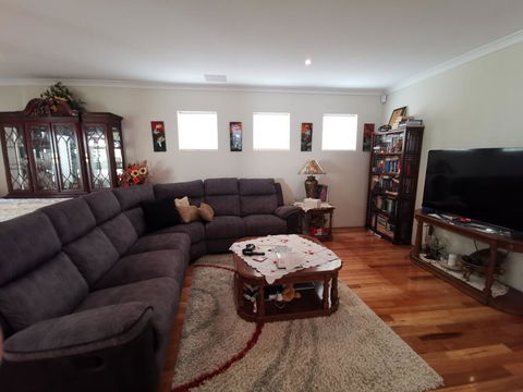 Joondalup Guest Home - ACT Tourism 3