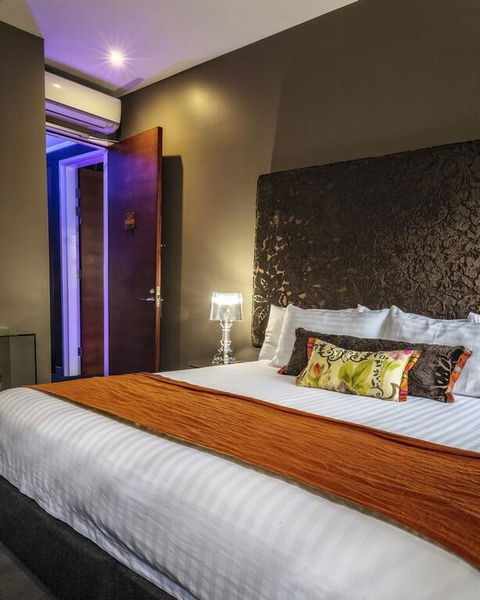 Junction Hotel - ACT Tourism 3