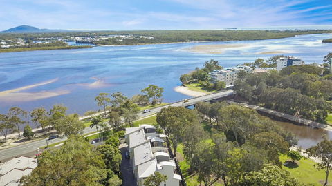 Jungle River Home - ACT Tourism 1