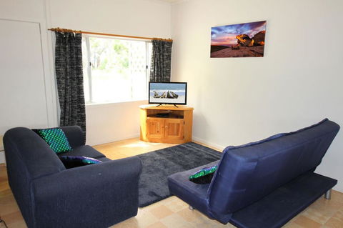 Kangaroo Island Coastal Villas - ACT Tourism 3