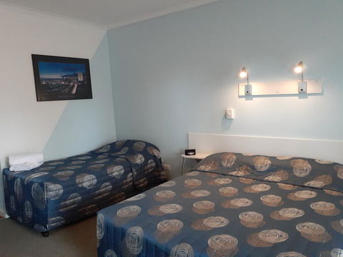 Kanimbla Motor Inn - ACT Tourism 1