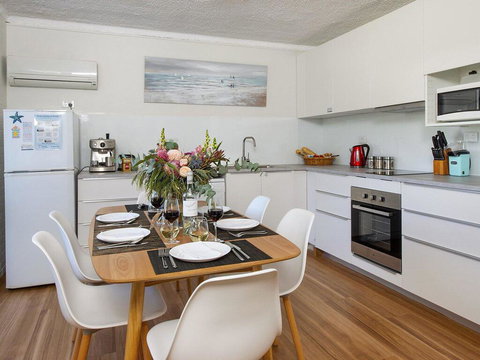 Kendalls Beach HideAway - 3 Nights For Price Of 2 During Winter Months - ACT Tourism 3