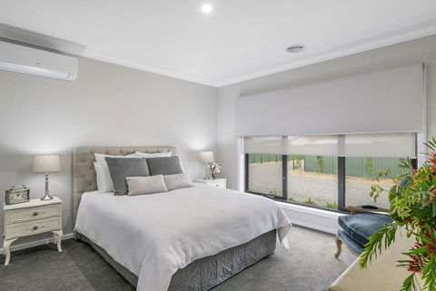 Kennedy House Euroa - ACT Tourism 0