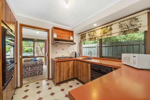 Kennington Cottage - ACT Tourism 1