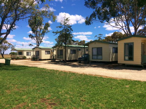 Kerang Cabins - ACT Tourism 3