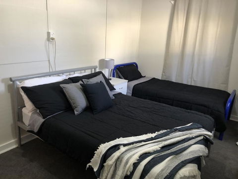 King Of The Cross - Work, Holiday Or Stop Overs - ACT Tourism 2