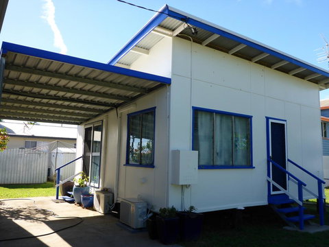 Kitches Cabin - ACT Tourism 1