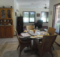 La Lagoon BB - ACT Tourism