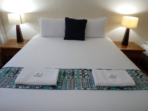 Lake Central Cairns - ACT Tourism 3