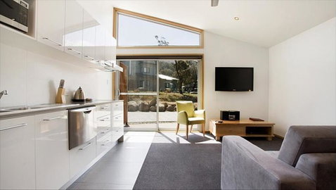 Lake Crackenback Resort & Spa - ACT Tourism 1