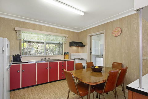 Lake Frontage Family Fun Home - ACT Tourism 2