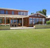 Lake House 61 Mulwala - ACT Tourism
