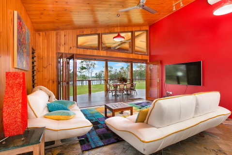 Lake Tinaroo Waterfrontage - ACT Tourism 0