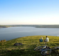 Lakes and Craters Holiday Park - ACT Tourism