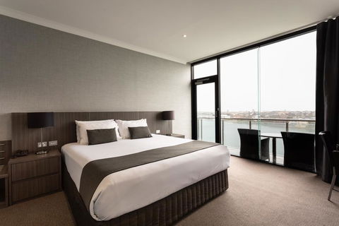 Lakes Hotel - ACT Tourism 2
