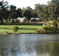 Lakeview Lodge - ACT Tourism