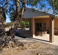 Lambert Estate Retreat - ACT Tourism