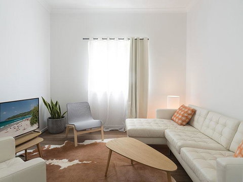 Lena's Beach House Byron Bay - ACT Tourism 3