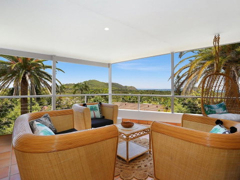 Lighthouse Lodge - ACT Tourism 1