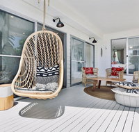 Lighthouse Lounge - ACT Tourism