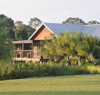 Lilies Luxury Retreats - ACT Tourism
