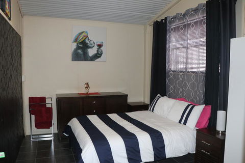 Linga Longa Spiritual Retreat - ACT Tourism 1