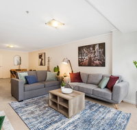 Luxe 2-Bed Apartment with River Views Near Casino - ACT Tourism