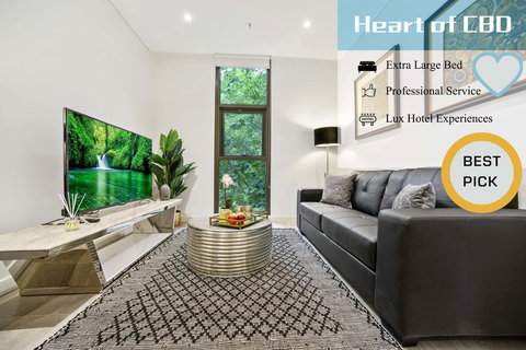 Luxurious 5 Star Experience In A Prime Location - ACT Tourism 0