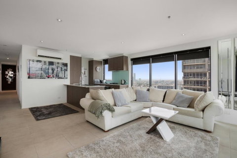 Luxurious Living With Unbeatable Views - ACT Tourism 1