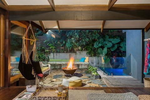 Luxury Artist Architect Retreat Villa - ACT Tourism 1