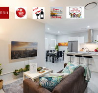 LUXURY HOUSE 10 MIN FROM BEACH WIFINETFLIX SLEEP 9 - ACT Tourism