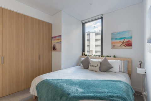 LUXURY KING APARTMENT PARRAMATTA CBD 1 MIN FROM STATION & WESTFIELD Sleeps 4 - ACT Tourism 2
