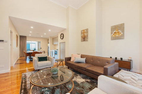 Luxury On The Esplanade - ACT Tourism 2