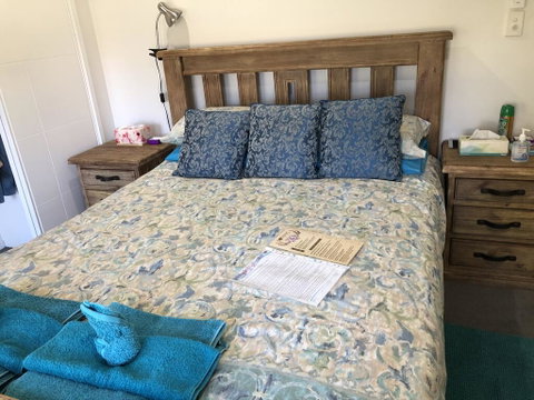 M & T's Waterfront Bed & Breakfast - ACT Tourism 1