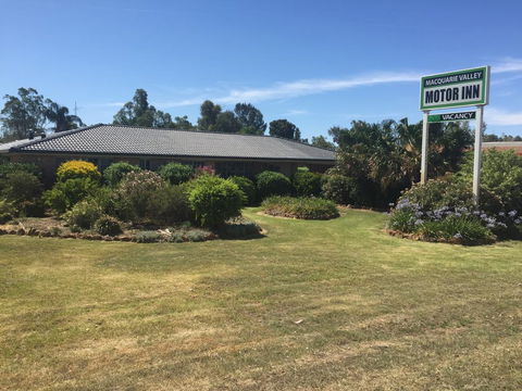 MacQuarie Valley Motor Inn - ACT Tourism 0