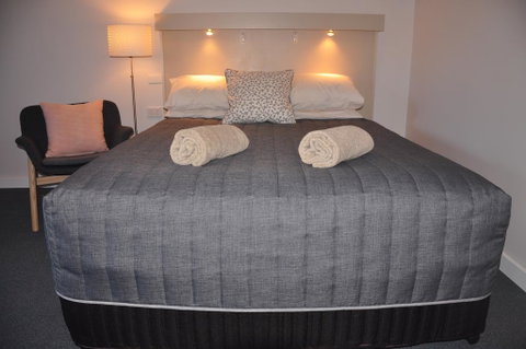 Maffra Motor Inn - ACT Tourism 1