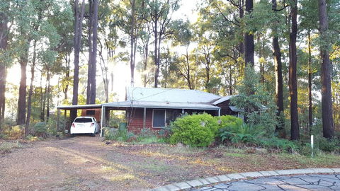 Magic Bush Hideaway 2 Azalea Court - ACT Tourism 0