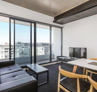 Magnificent Apartment with Spa in Melb - ACT Tourism