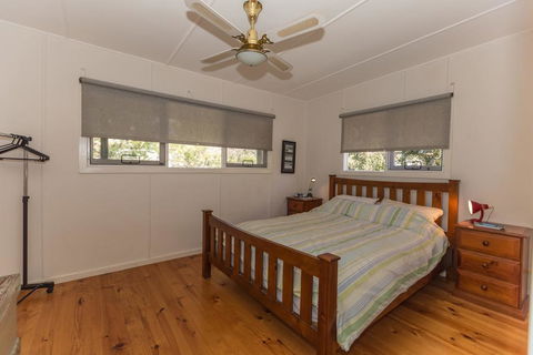 Malibu Drive 127 Bawley Point - ACT Tourism 2